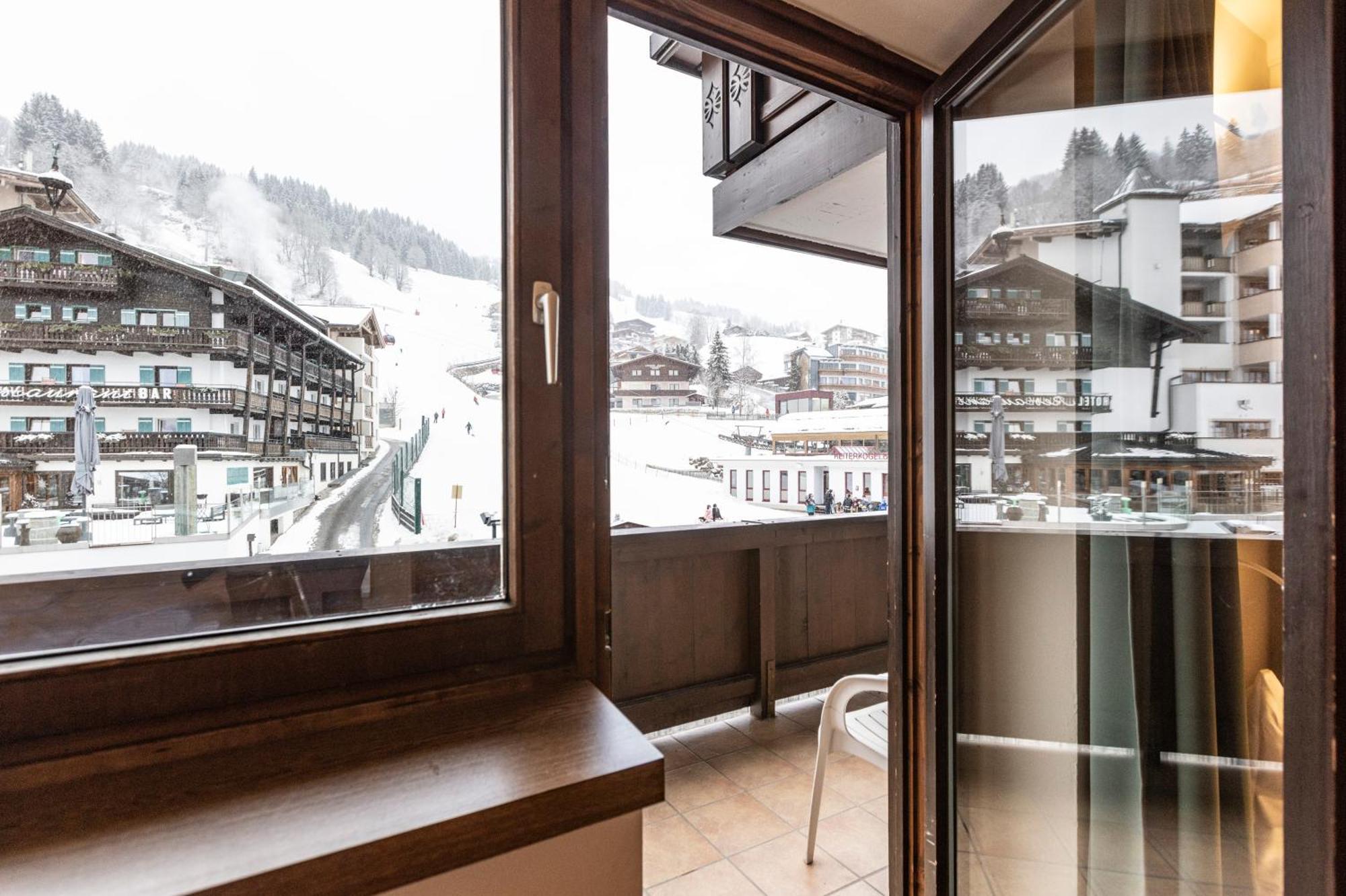 Hotel Pinzgauerhof - Inclusive Evening Dinner Saalbach-Hinterglemm Ngoại thất bức ảnh
